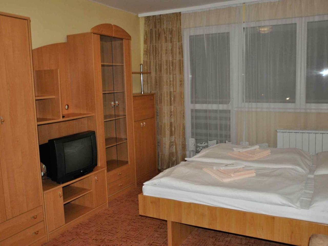 Hotel Pramen - Sivek Hotels ดูจินเซ ภายนอก รูปภาพ