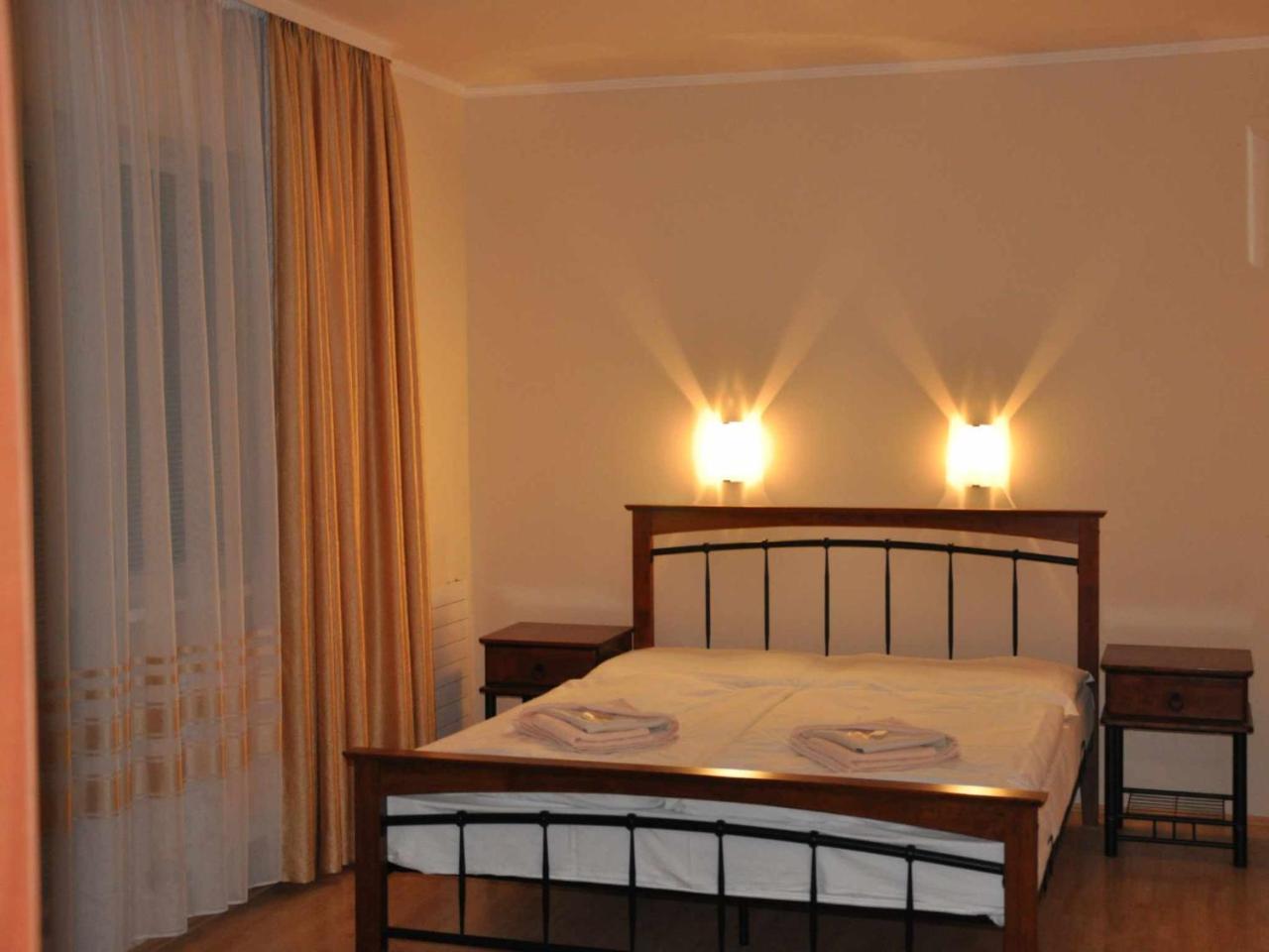 Hotel Pramen - Sivek Hotels ดูจินเซ ภายนอก รูปภาพ