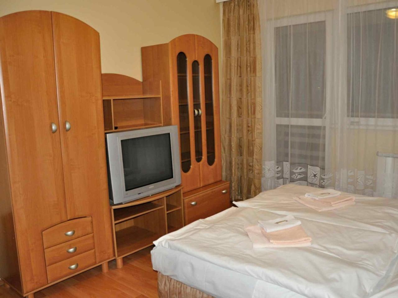 Hotel Pramen - Sivek Hotels ดูจินเซ ภายนอก รูปภาพ